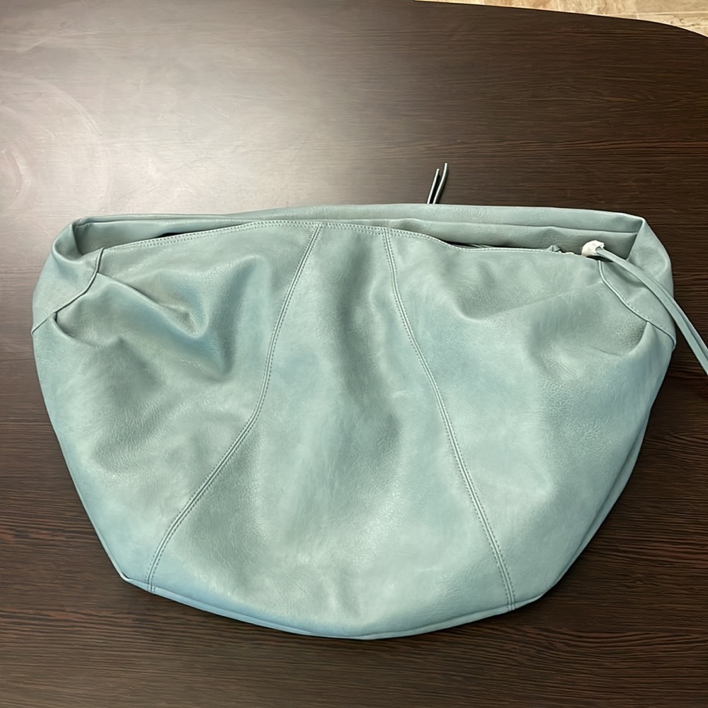 Free People Slouchy Carryall - Picture 4 of 9